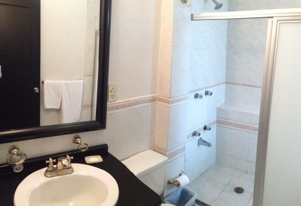 Grupo Kings Suites - Horacio 1525 Kota Meksiko Bagian luar foto